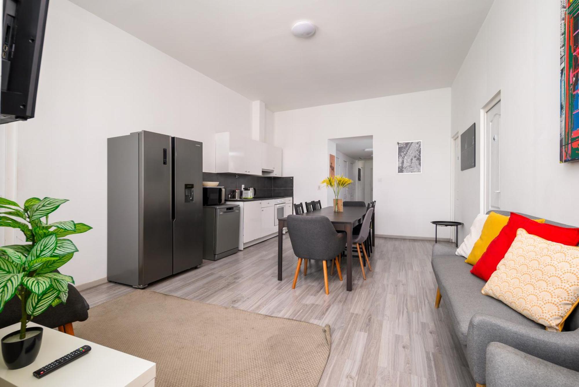 בודפשט 5 Bedrooms Keleti-Home מראה חיצוני תמונה