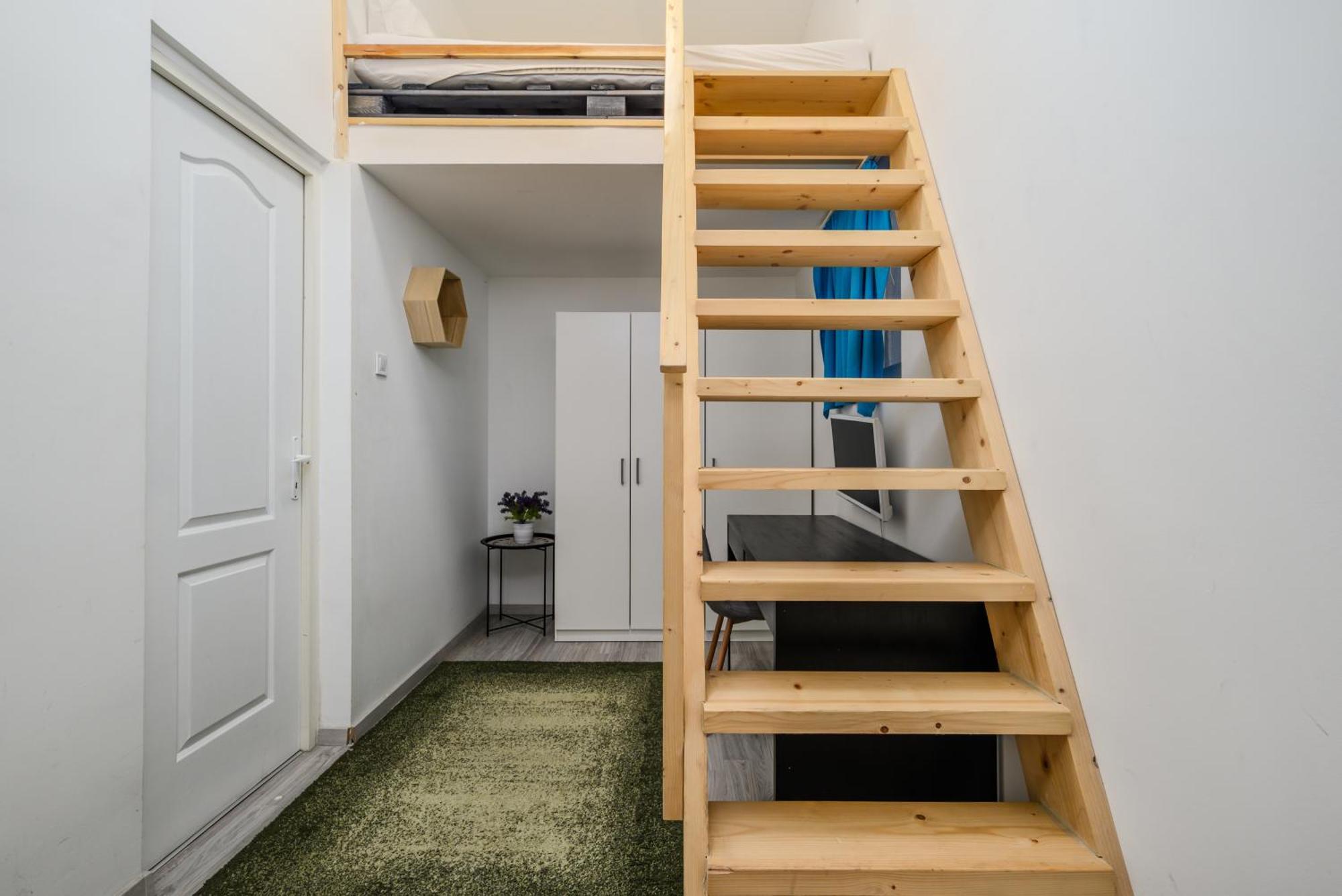 בודפשט 5 Bedrooms Keleti-Home מראה חיצוני תמונה